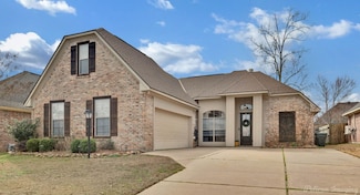 10448 Plum Creek Dr, Shreveport, LA 71106