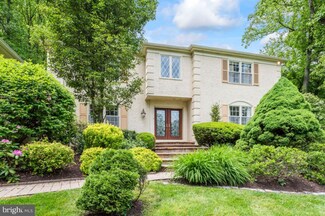 1044 Beaumont Rd, Berwyn, PA 19312