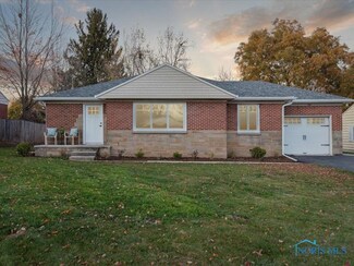 136 E Yates Ave, Findlay, OH 45840