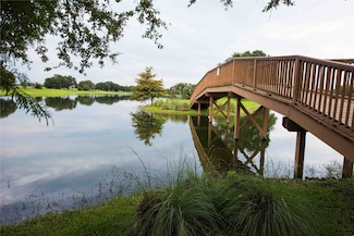31 Crest Gate, Houston, TX 77082
