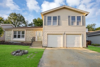 314 Loveland Dr, Glendale Heights, IL 60139