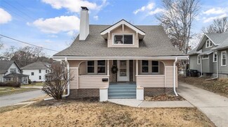 2300 E 12th St, Des Moines, IA 50316