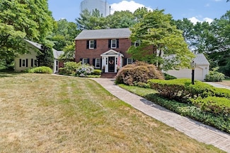 87 Deborah Rd, Hanover, MA 02339