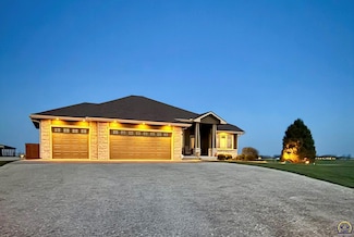 6420 SE Shawnee Heights Rd, Berryton, KS 66409