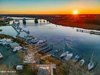 1701 N Jel Wade Dr Unit H, Wilmington, NC 28401