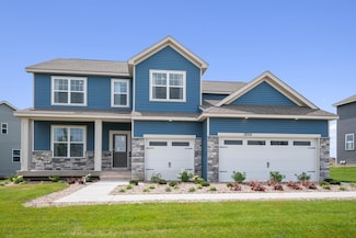 1824 Rainier Dr, Shakopee, MN 55379