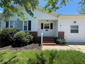 6 Julia Terrace, Newport News, VA 23608