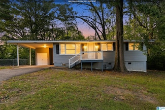 3813 Main St, Adamsville, AL 35005