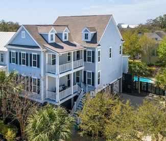 1427 Wando View St, Daniel Island, SC 29492