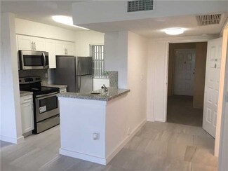 2861 N Oakland Forest Dr Unit 102, Oakland Park, FL 33309