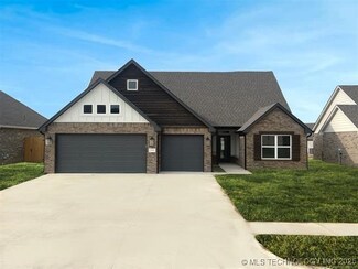 27900 E 107th St S, Coweta, OK 74429