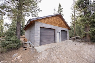 390 Quaking Aspen Dr, Duck Creek Village, UT 84762