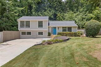 231 Cross Gate Dr, Marietta, GA 30068