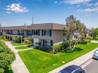 4481 Larwin Ave, Cypress, CA 90630