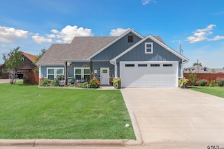 393 E Pennsylvania Ave, van, TX 75790