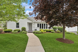 505 Lange Ct, Libertyville, IL 60048