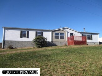 5902 Izaak Walton League Rd, Hiwassee, VA 24347