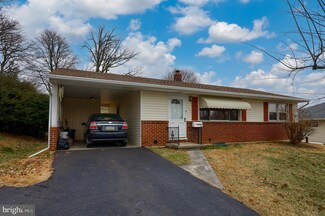 311 N Charles St, Red Lion, PA 17356