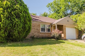7219 E Gilbert St, Wichita, KS 67207