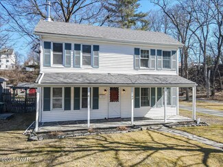 109 Sawkill Ave, Milford, PA 18337