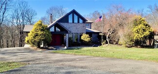 1535 Martin Rd, Tarentum, PA 15084