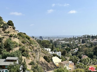 6439 La Rocha Dr, Los Angeles, CA 90068