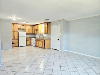 1109 Broadway Avenue J Unit 15, Galveston, TX 77550