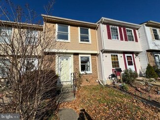 8304 Bark Tree Ct, Springfield, VA 22153