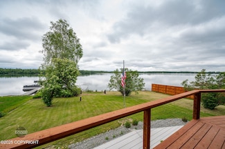 900 W Selina Ln, Wasilla, AK 99654