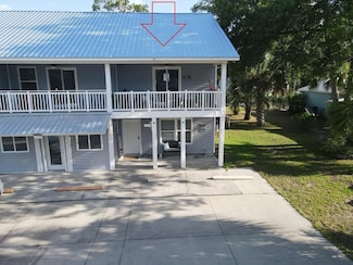 221 8th St Unit C, Port Saint Joe, FL 32456