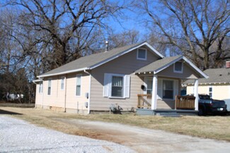 547 S Park Ave, Springfield, MO 65806