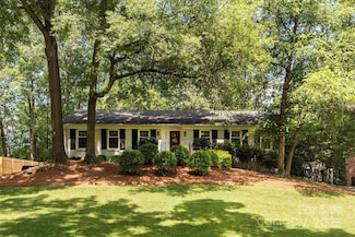 1427 Worcaster Place, Charlotte, NC 28211