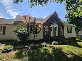 1911 Pecan Ridge Dr, Murfreesboro, TN 37128