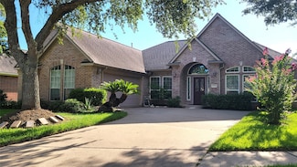 12110 Audubon Ct, Stafford, TX 77477