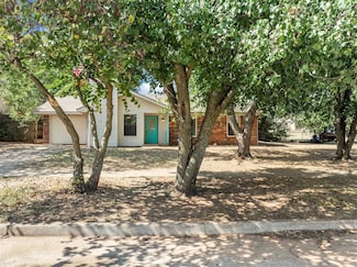 409 E Orbit Dr, Guthrie, OK 73044