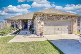 422 Chickadee St, Crestview, FL 32539