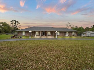 267 Hauser Rd, Deridder, LA 70634