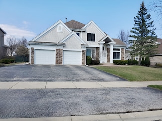 1214 Eric Ln, Lake Zurich, IL 60047