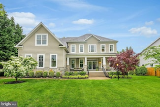 7312 Gordons Rd, Falls Church, VA 22043