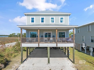 636 W 1st Ave, Gulf Shores, AL 36542