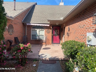 5002 Fairgrounds Place, Kingston, TN 37763