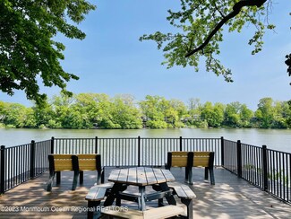 80 Manchester Ct, Red Bank, NJ 07701