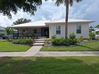 808 W Olympia Ave, Punta Gorda, FL 33950