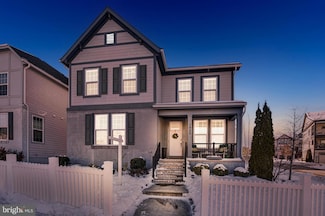 7920 Ashland Dr, Alexandria, VA 22315
