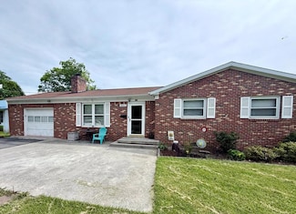 665 Tuckahoe Rd, White Sulphur Springs, WV 24986