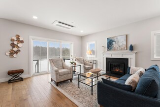 66 Owl's Nest Rd, Portland, ME 04102
