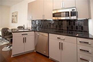 525 E 6th St Unit 313, Charlotte, NC 28202