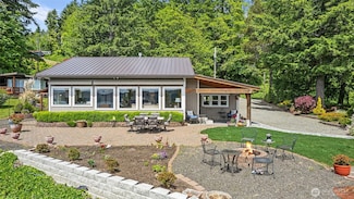 91 N Terrace Rd, Hoodsport, WA 98548