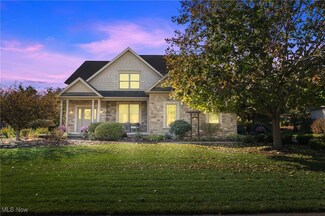 3342 Ashton Dr, Uniontown, OH 44685