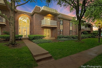 906 W Alleghany Dr Unit 2D, Arlington Heights, IL 60004